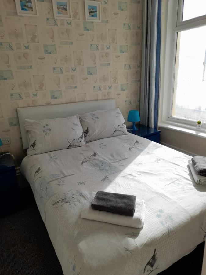 The Coast Bed & Breakfast Blackpool Exterior photo